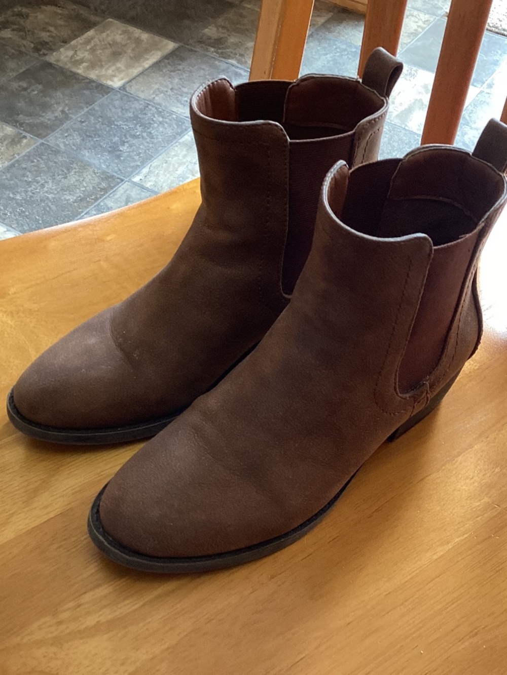 Chelsea boots